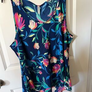 Emerald Sleeveless Tank Top Vibrant Floral Design